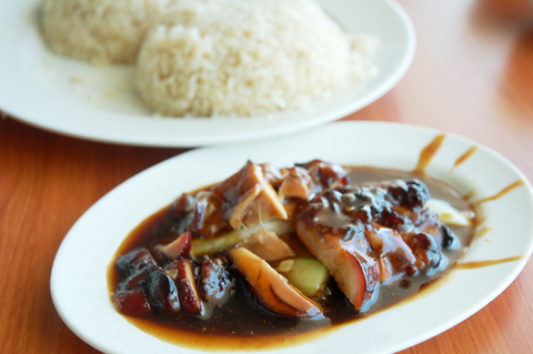 Sladké kuřecí špízy s hruškou Sladké kuřecí špízy s hruškou